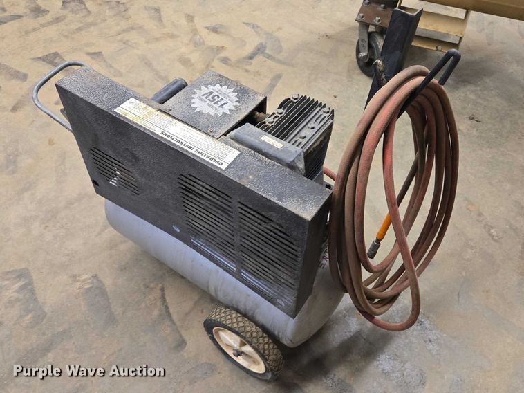 image for item EV5593 Ingersoll Rand air compressor