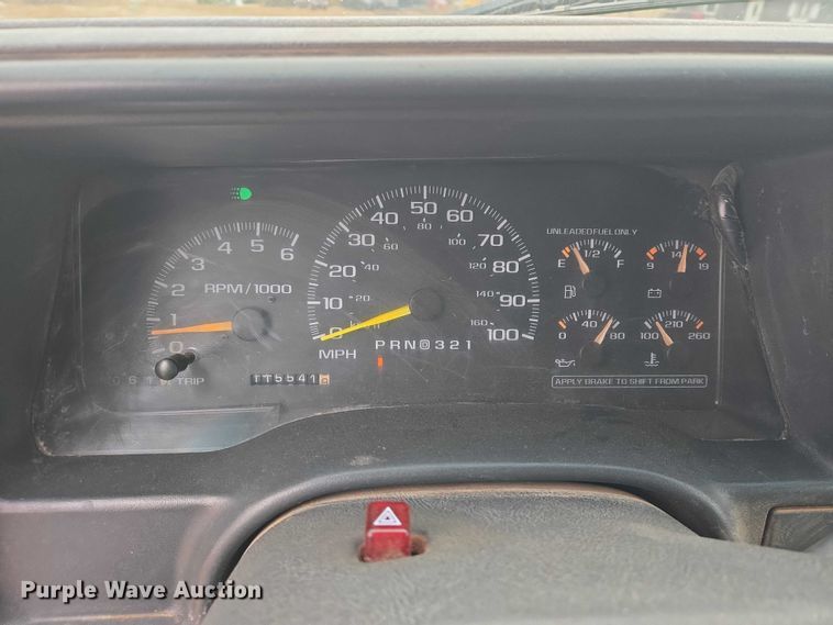 image for item EV5594 1999 Chevrolet 3500 flatbed pickup truck