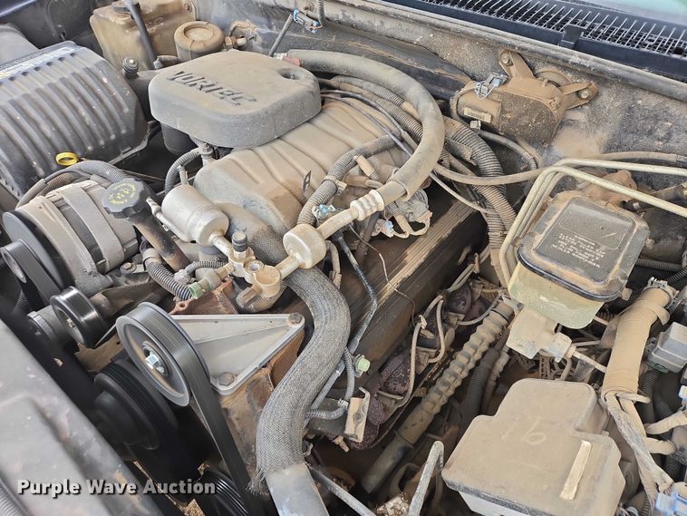 image for item EV5594 1999 Chevrolet 3500 flatbed pickup truck