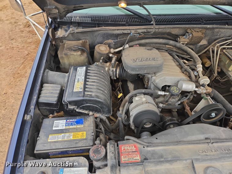 image for item EV5594 1999 Chevrolet 3500 flatbed pickup truck