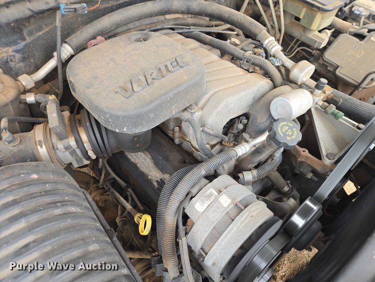 image for item EV5594 1999 Chevrolet 3500 flatbed pickup truck