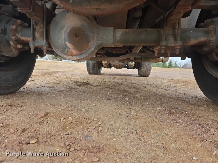 image for item EV5595 1988 International S1900 tank truck