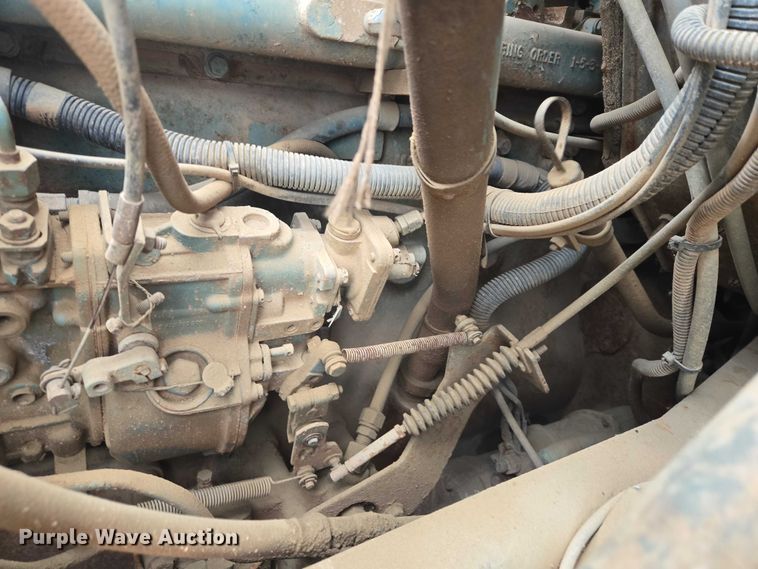 image for item EV5595 1988 International S1900 tank truck