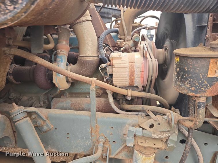 image for item EV5595 1988 International S1900 tank truck