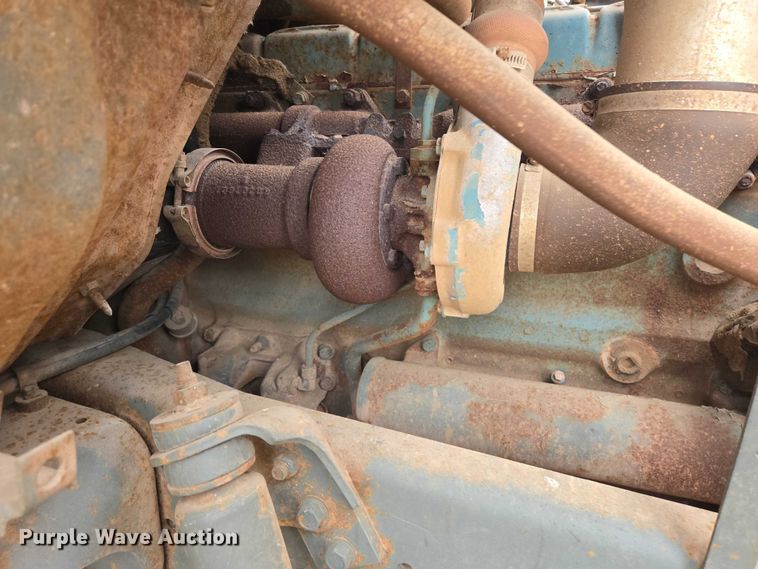 image for item EV5595 1988 International S1900 tank truck