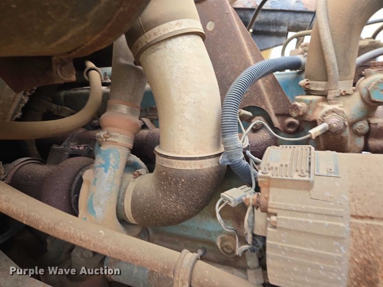 image for item EV5595 1988 International S1900 tank truck