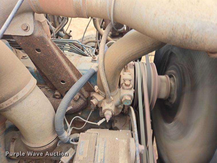 image for item EV5595 1988 International S1900 tank truck