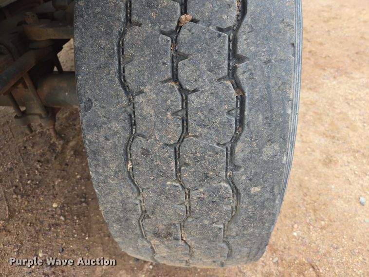 image for item EV5595 1988 International S1900 tank truck