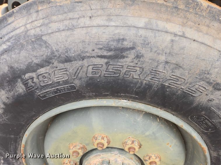 image for item EV5595 1988 International S1900 tank truck