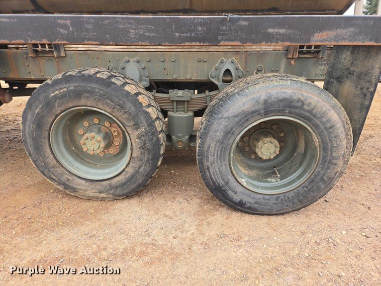 image for item EV5595 1988 International S1900 tank truck