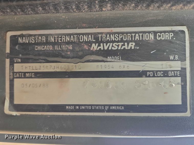 image for item EV5595 1988 International S1900 tank truck