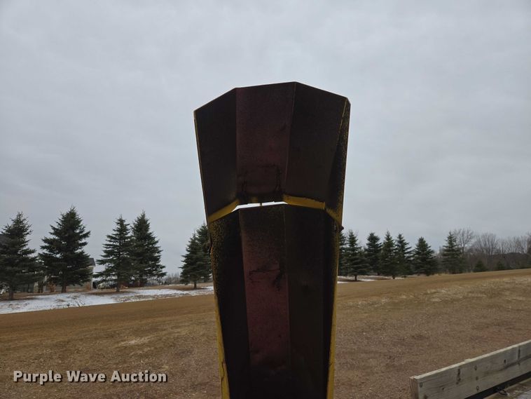 image for item EV5597 Farm King 960 SB snow blower