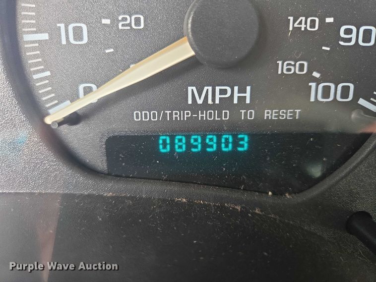 image for item EV5605 2002 Chevrolet S10 Ext. Cab pickup truck