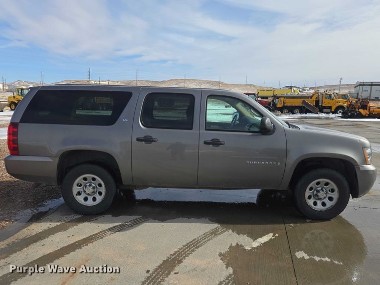 image for item EV5613 2007 Chevrolet Suburban SUV