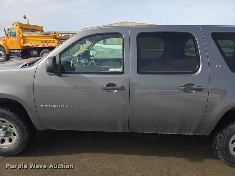 image for item EV5613 2007 Chevrolet Suburban SUV