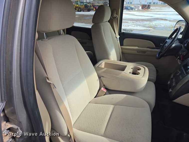 image for item EV5613 2007 Chevrolet Suburban SUV
