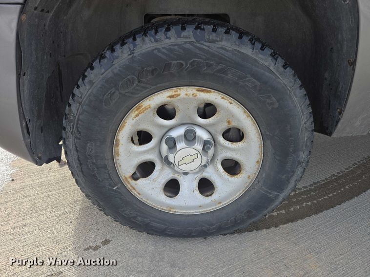 image for item EV5613 2007 Chevrolet Suburban SUV