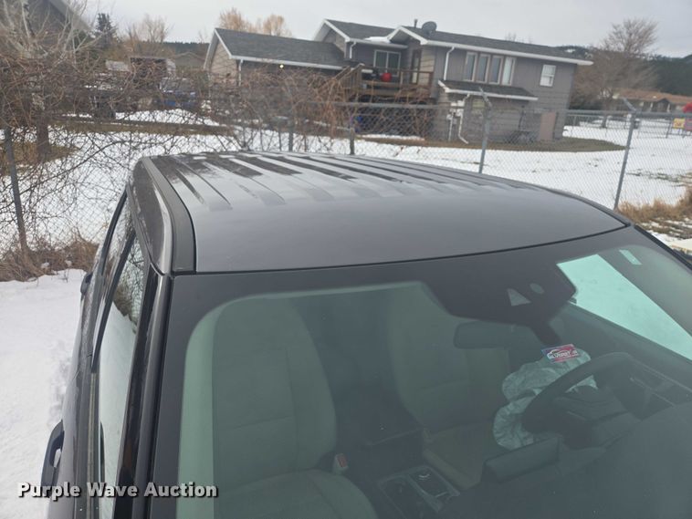 image for item EV5617 2021 Ford Explorer SUV