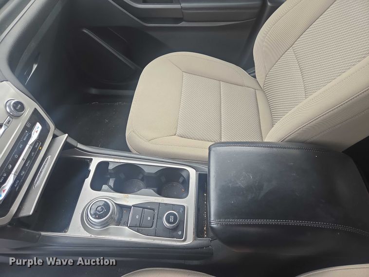 image for item EV5617 2021 Ford Explorer SUV