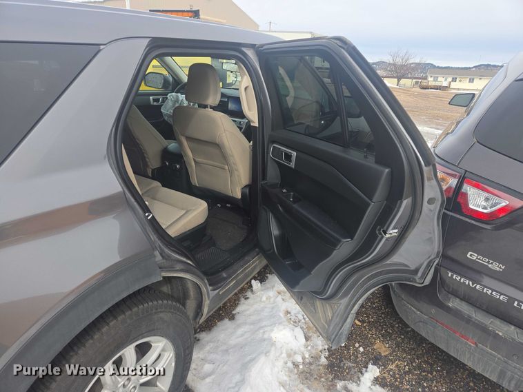 image for item EV5617 2021 Ford Explorer SUV