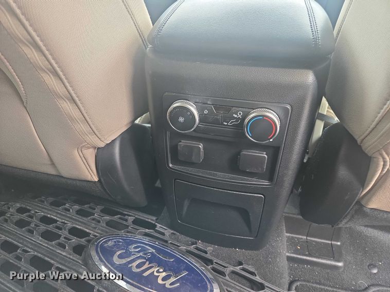 image for item EV5617 2021 Ford Explorer SUV