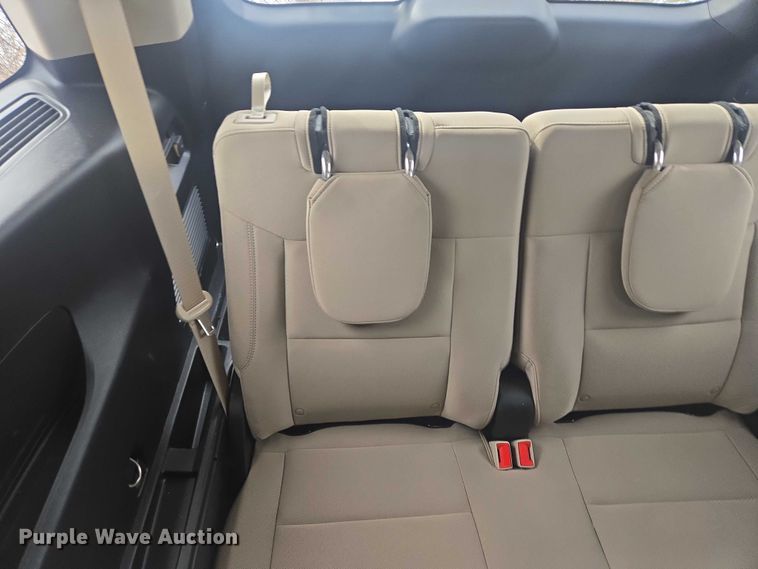 image for item EV5617 2021 Ford Explorer SUV