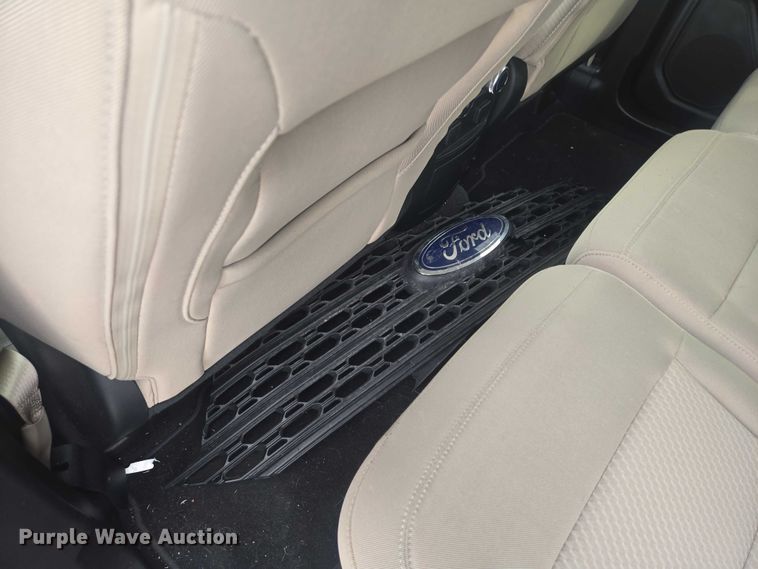 image for item EV5617 2021 Ford Explorer SUV