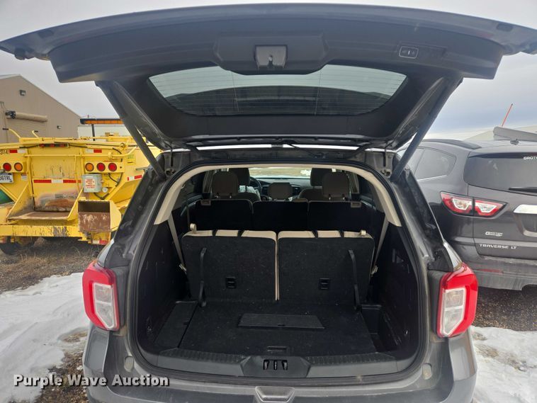 image for item EV5617 2021 Ford Explorer SUV