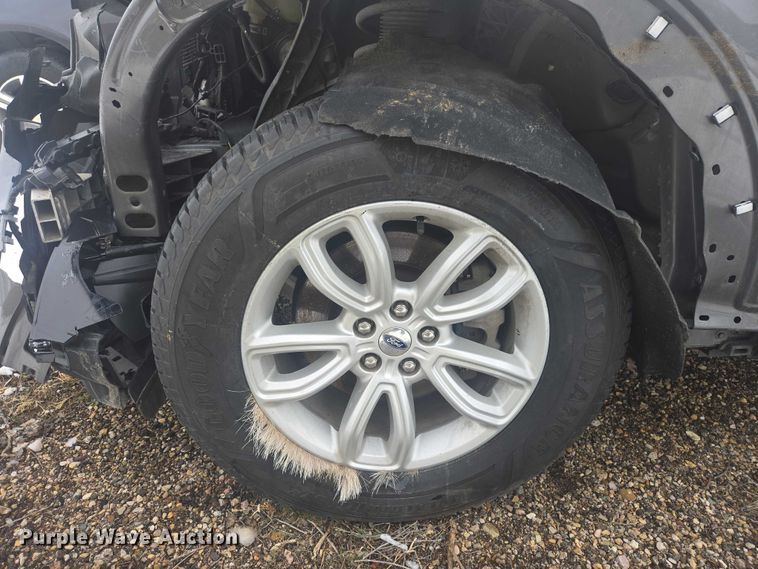 image for item EV5617 2021 Ford Explorer SUV