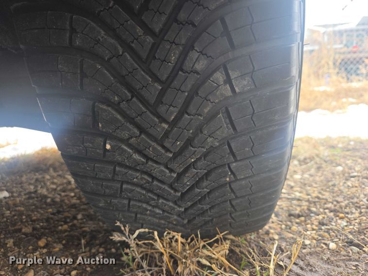 image for item EV5617 2021 Ford Explorer SUV