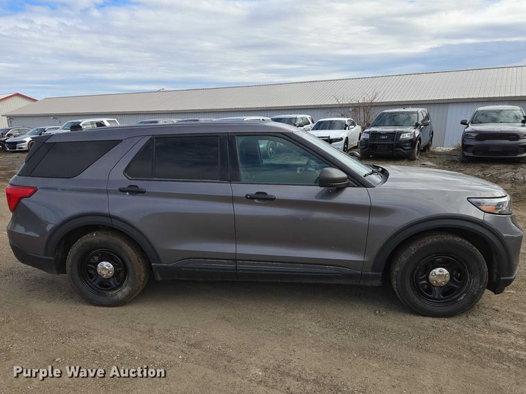 image for item EV5625 2020 Ford Explorer police Interceptor SUV