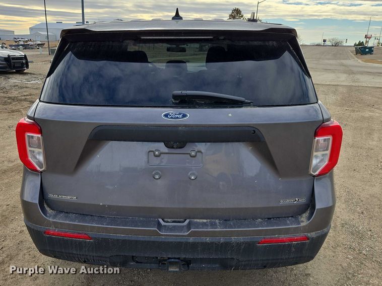 image for item EV5625 2020 Ford Explorer police Interceptor SUV