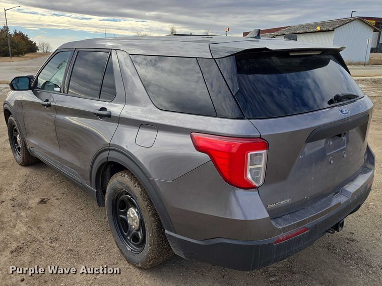 image for item EV5625 2020 Ford Explorer police Interceptor SUV