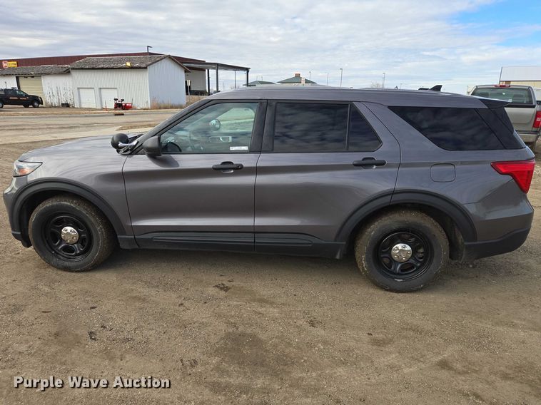 image for item EV5625 2020 Ford Explorer police Interceptor SUV