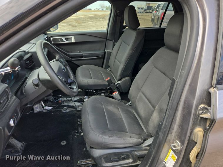image for item EV5625 2020 Ford Explorer police Interceptor SUV