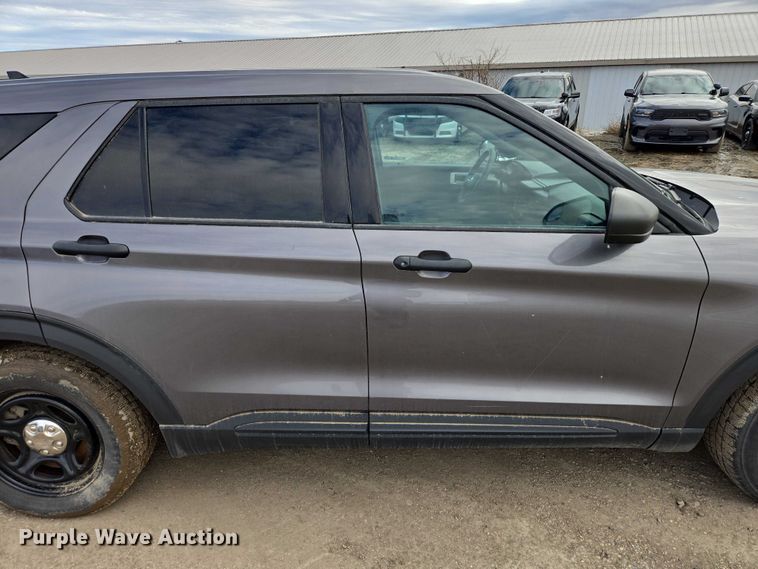 image for item EV5625 2020 Ford Explorer police Interceptor SUV