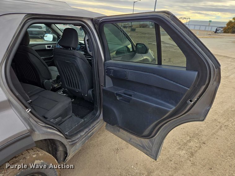 image for item EV5625 2020 Ford Explorer police Interceptor SUV