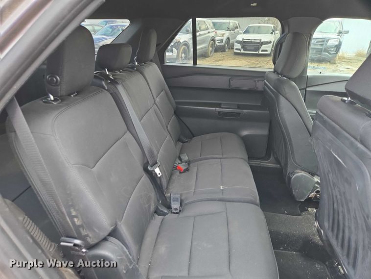 image for item EV5625 2020 Ford Explorer police Interceptor SUV