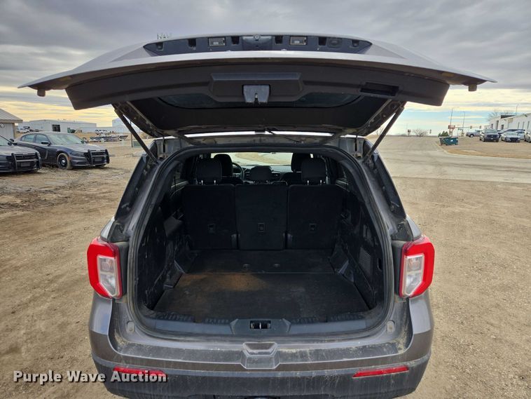 image for item EV5625 2020 Ford Explorer police Interceptor SUV