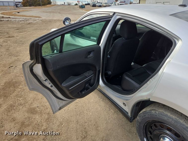 image for item EV5627 2019 Dodge Charger Police 