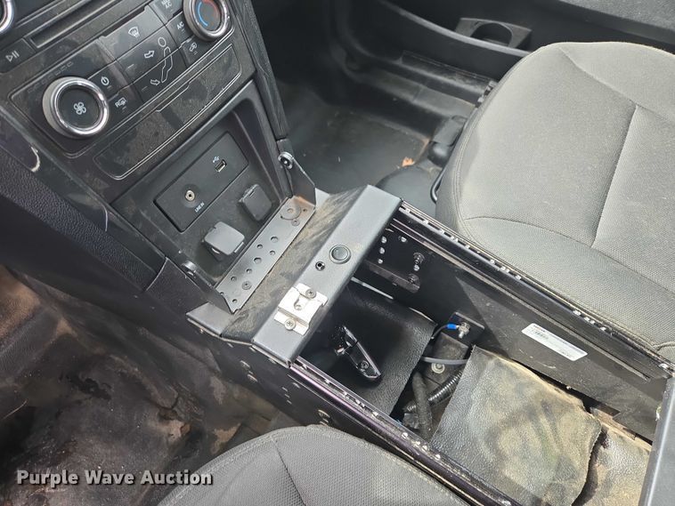 image for item EV5629 2017 Ford Explorer Police Interceptor SUV