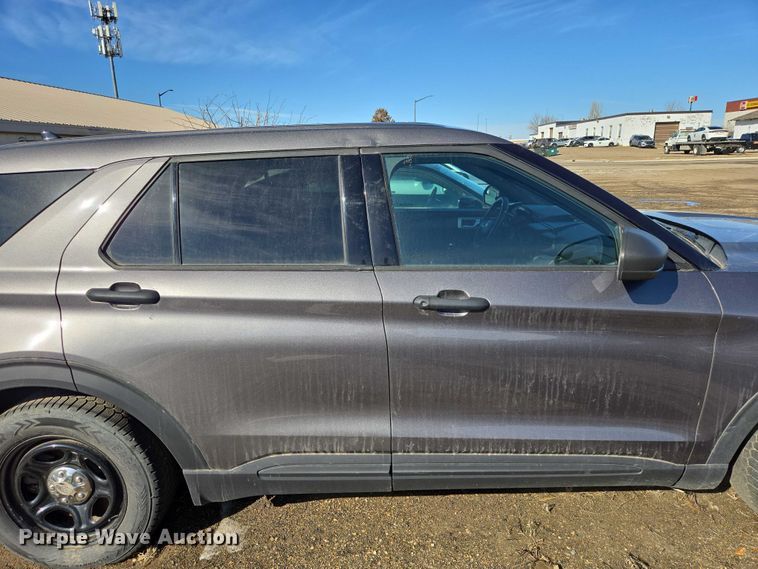 image for item EV5635 2020 Ford Explorer Police Interceptor SUV