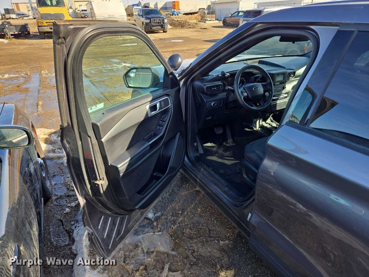 image for item EV5635 2020 Ford Explorer Police Interceptor SUV