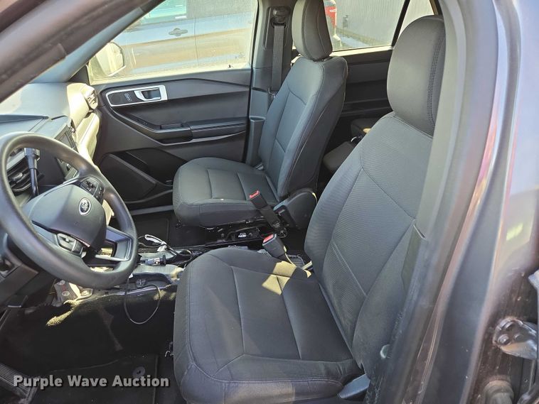 image for item EV5635 2020 Ford Explorer Police Interceptor SUV