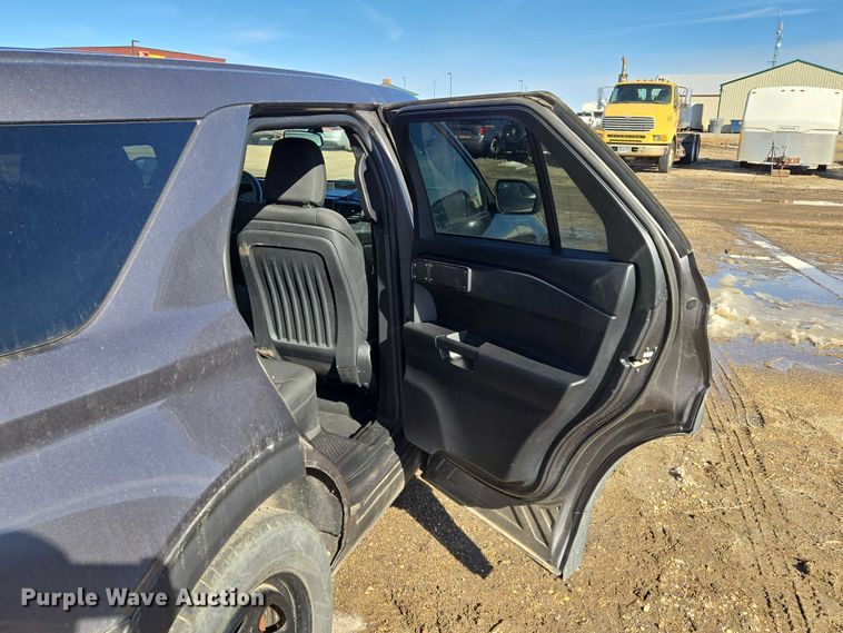 image for item EV5635 2020 Ford Explorer Police Interceptor SUV