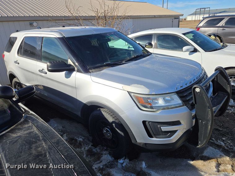 image for item EV5637 2016 Ford Explorer Police Interceptor SUV