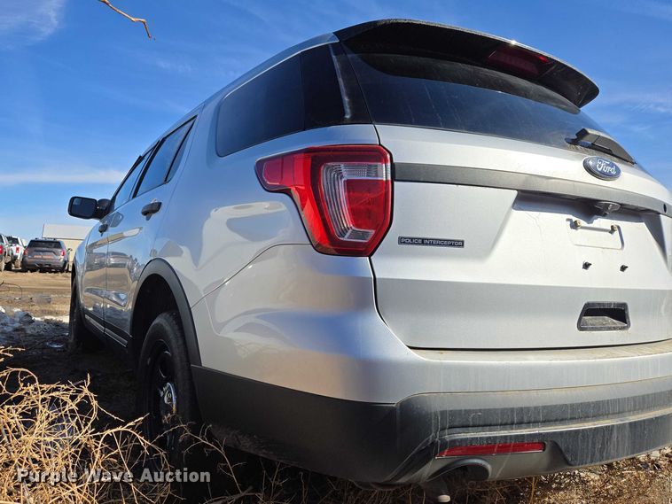 image for item EV5637 2016 Ford Explorer Police Interceptor SUV