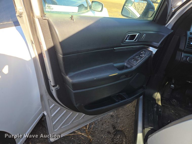 image for item EV5637 2016 Ford Explorer Police Interceptor SUV