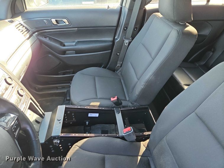 image for item EV5637 2016 Ford Explorer Police Interceptor SUV