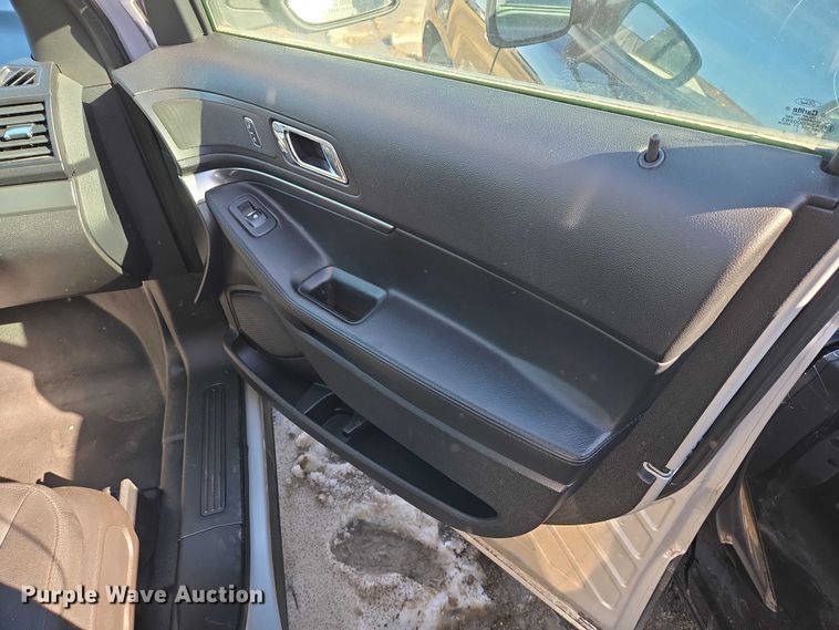 image for item EV5637 2016 Ford Explorer Police Interceptor SUV